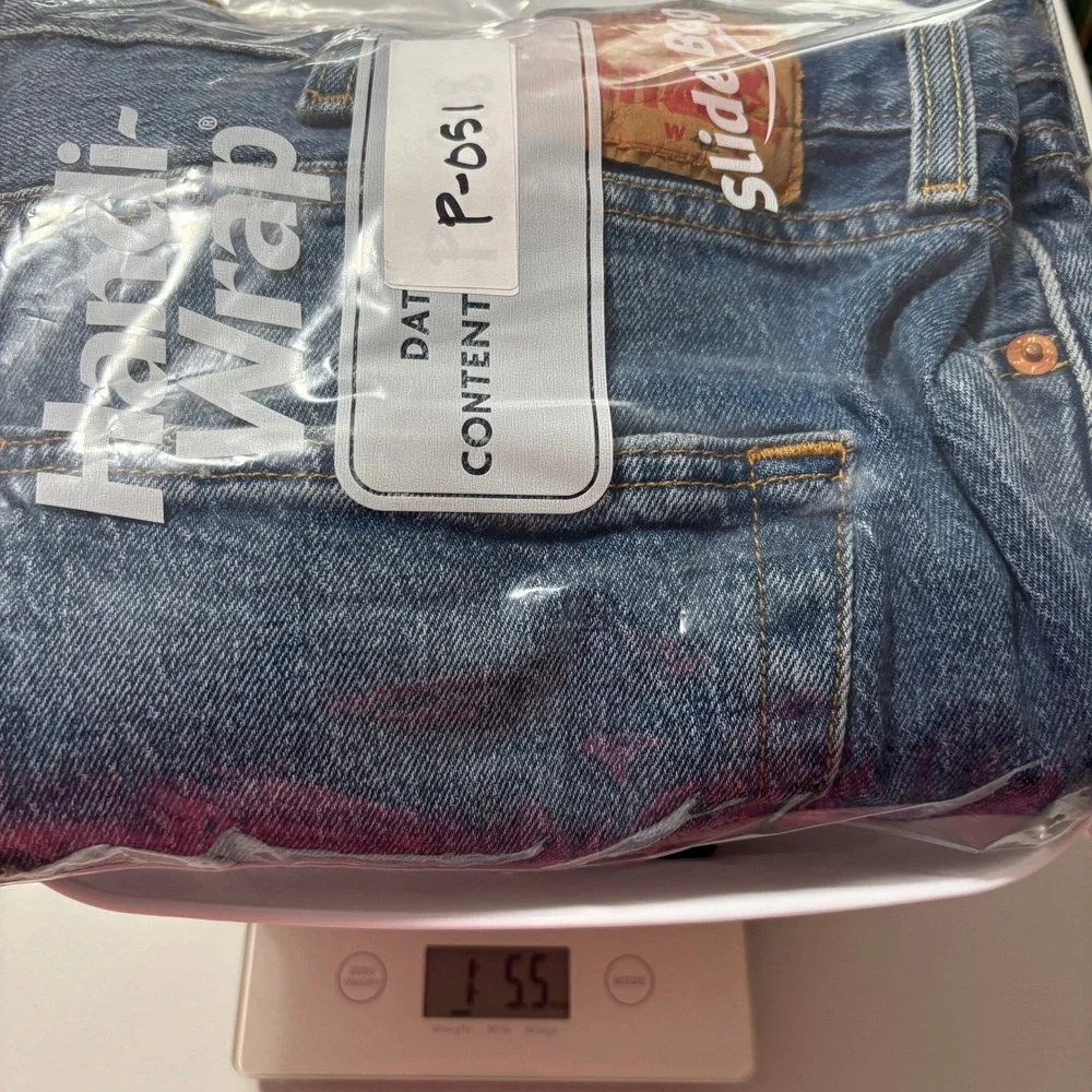 Levi's 501 Denim Jean‎ Shorts Mens 42 Blue Distressed Button Fly Bermuda Jorts